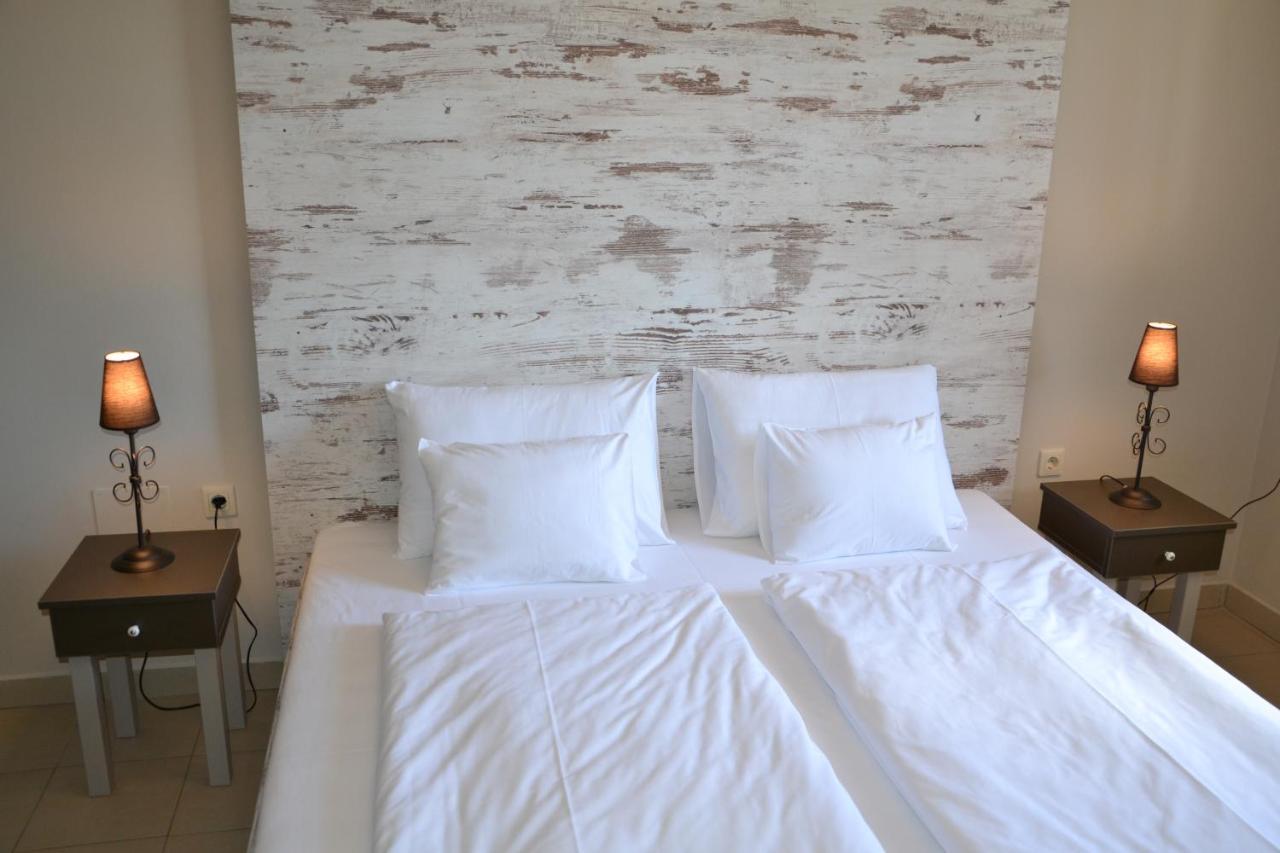 Appartement Aranyszarvas Panzio, Etterem Es Grillterasz Extérieur photo